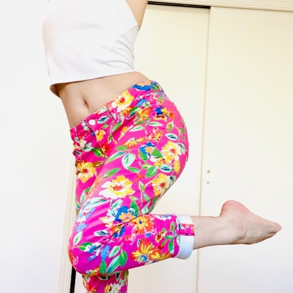 Kate Spade Barbie Pink Floral Print Jeans SZ 28 - Picture 2 of 5